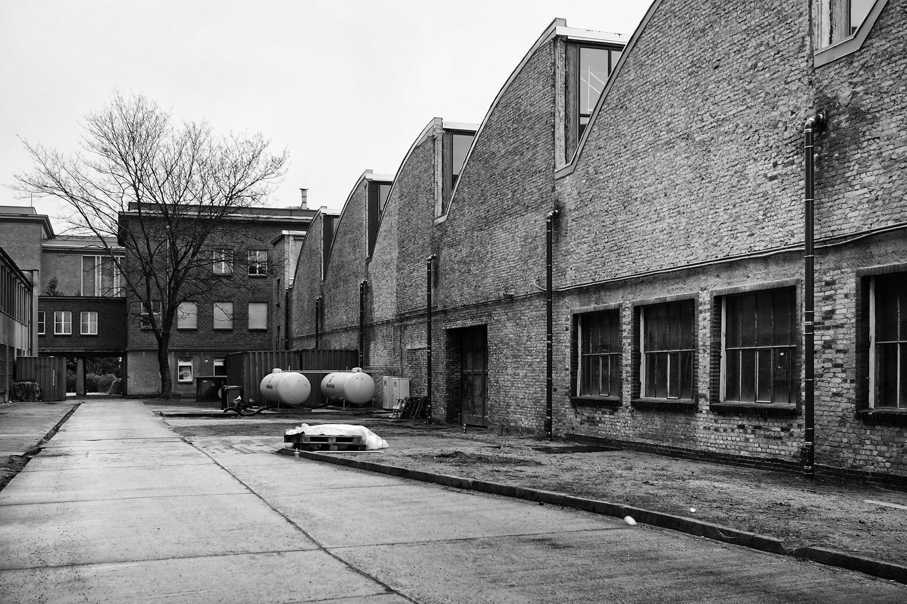 Berlin - Shedhalle Funkhaus, Monom